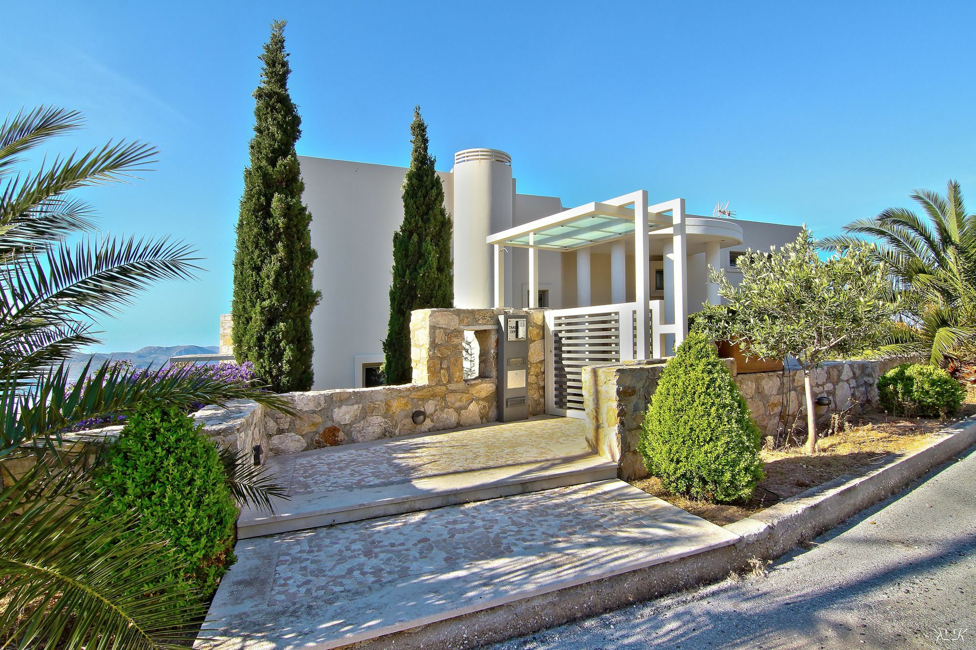 Villa Takeoff Saronida อานาวีซอส ภายนอก รูปภาพ