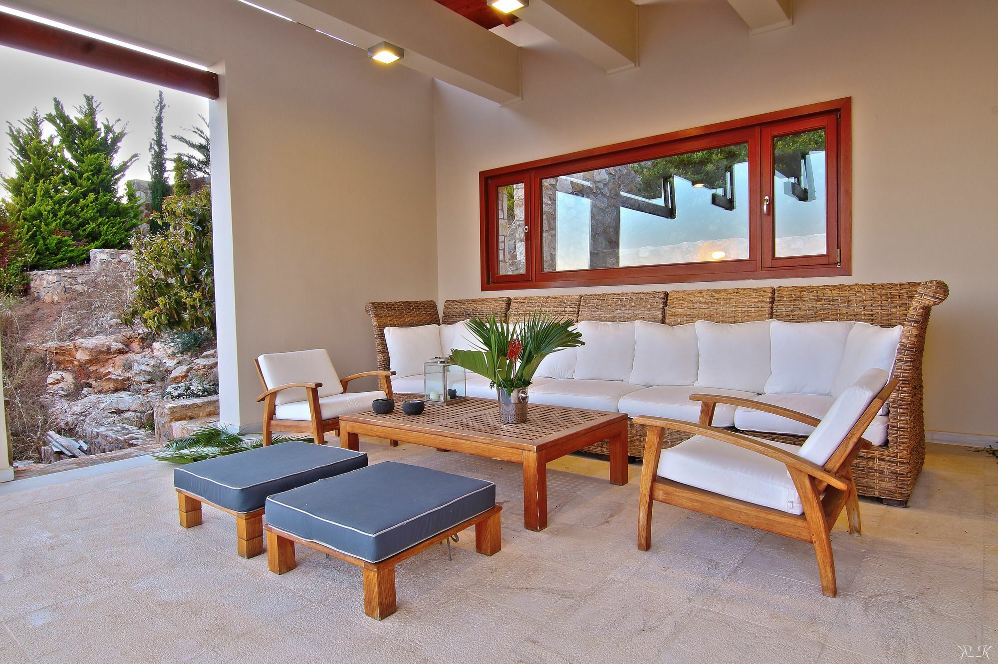 Villa Takeoff Saronida อานาวีซอส ภายนอก รูปภาพ